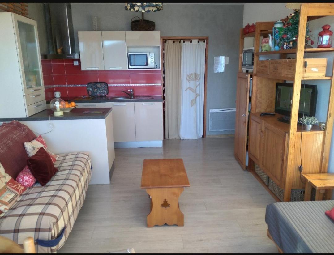 "Les Lupins 10" Residence "Les Lupins" Studio Cabine Pkg-100M Telecabine-Vue Lac, Montagne, Village เลส์ อองเจลส์ ภายนอก รูปภาพ